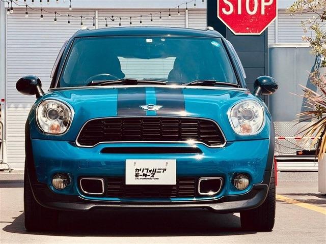 2011 MINI MINI Crossover – thumbnail 3