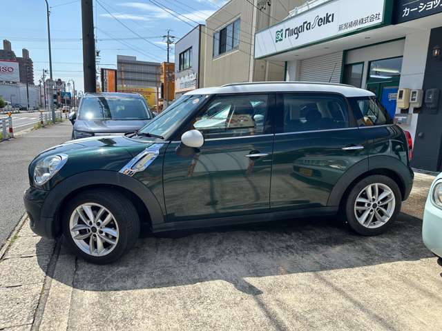 2011 MINI MINI Crossover – thumbnail 4