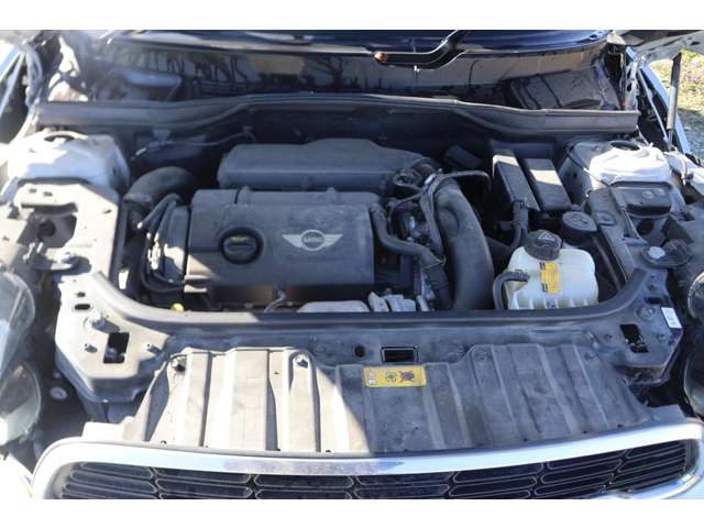 2011 MINI MINI Crossover – thumbnail 2