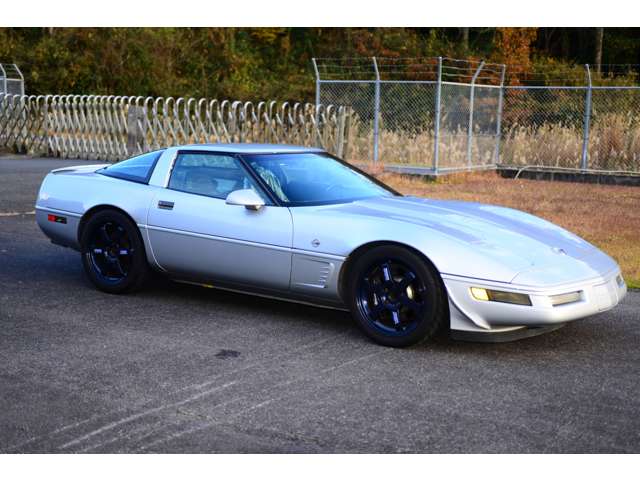 1996 Chevrolet Corvette – thumbnail 4