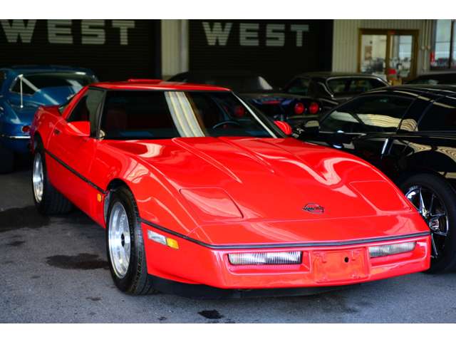 1987 Chevrolet Corvette – thumbnail 2