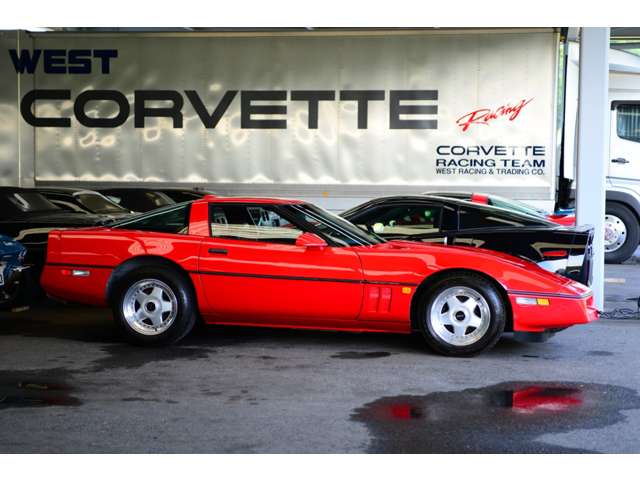 1987 Chevrolet Corvette – thumbnail 3