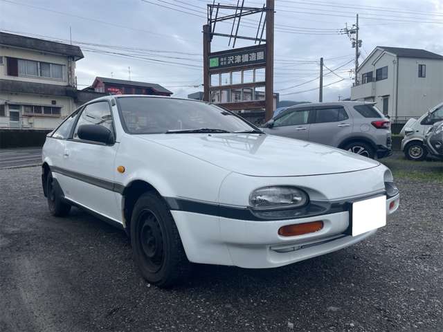 1991 Nissan NX Coupe – thumbnail 4