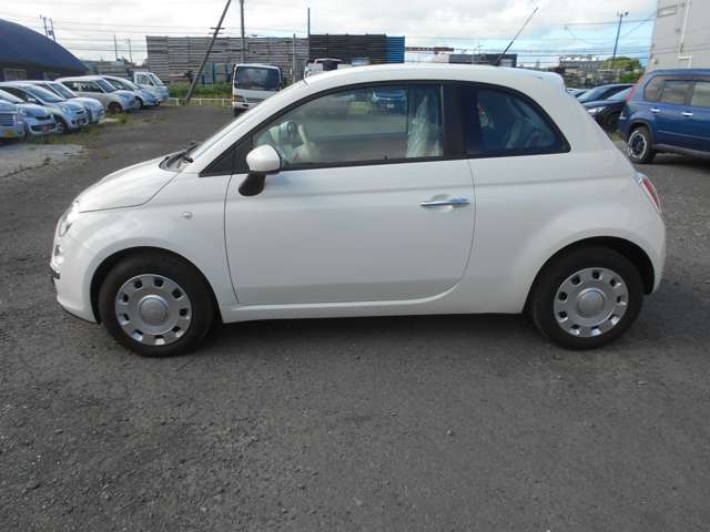 2010 Fiat 500 – thumbnail 3