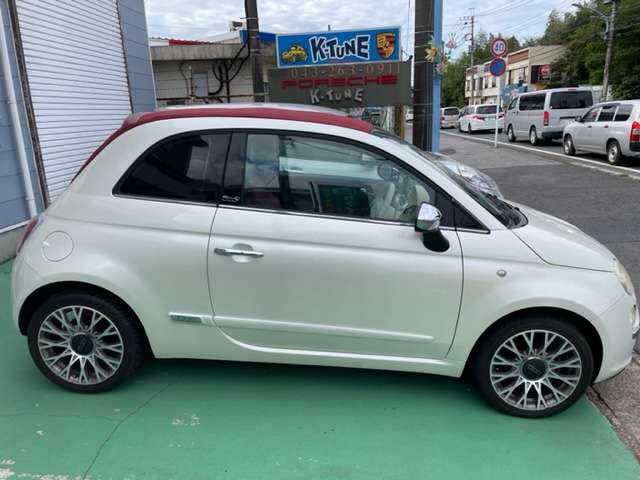 2009 Fiat 500C – thumbnail 2