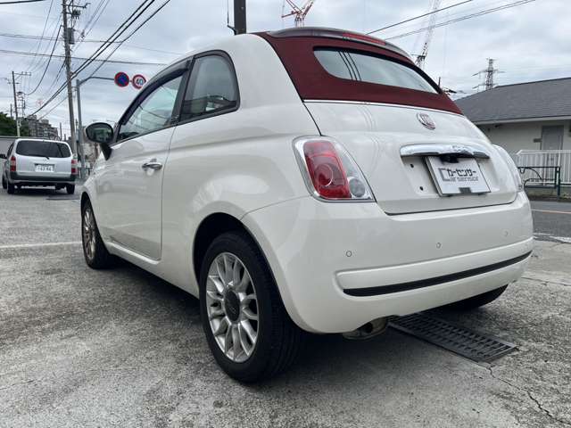 2011 Fiat 500C – thumbnail 3