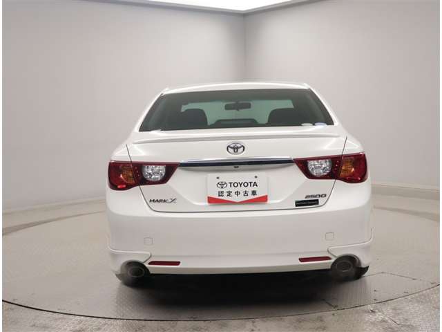 2011 Toyota Mark X – thumbnail 4