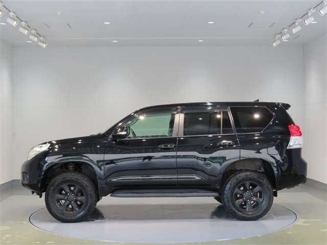 2010 Toyota Land Cruiser Prado – thumbnail 4