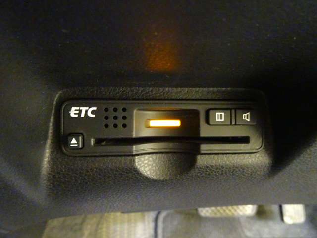 2011 Honda Fit Hybrid – thumbnail 3