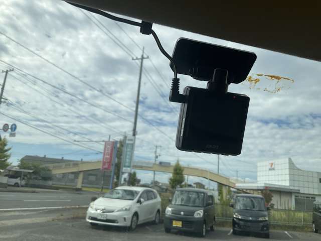 2011 Mitsubishi Toppo – thumbnail 3