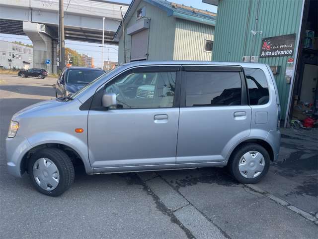 2011 Mitsubishi eK Wagon – thumbnail 2