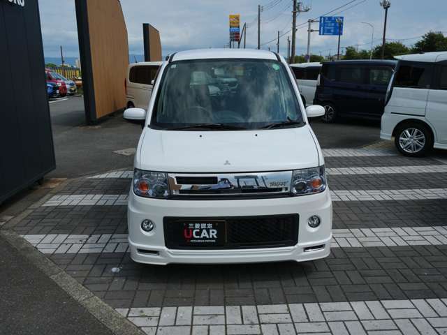 2011 Mitsubishi Toppo – thumbnail 2