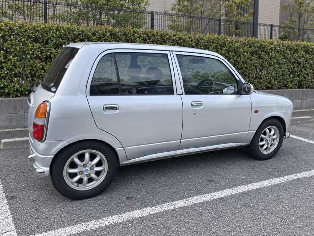 2001 Daihatsu Mira Gino – thumbnail 4
