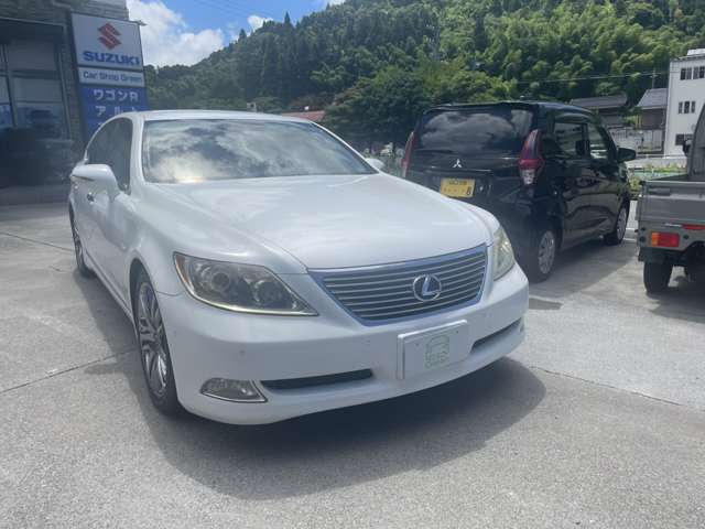 2007 Lexus LS – thumbnail 2