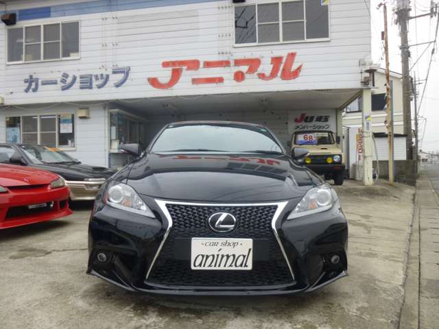 2011 Lexus IS – thumbnail 2