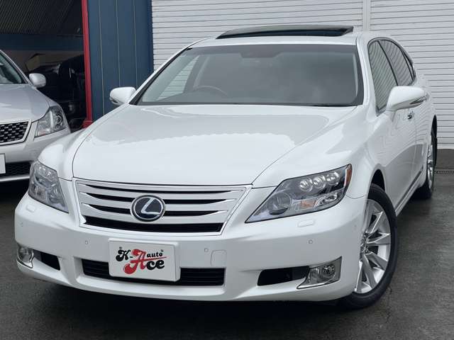 2011 Lexus LS Hybrid – thumbnail 3