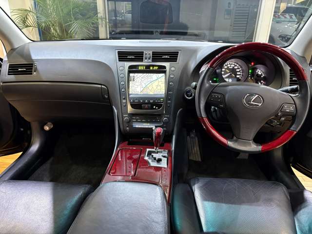 2010 Lexus GS Hybrid – thumbnail 3