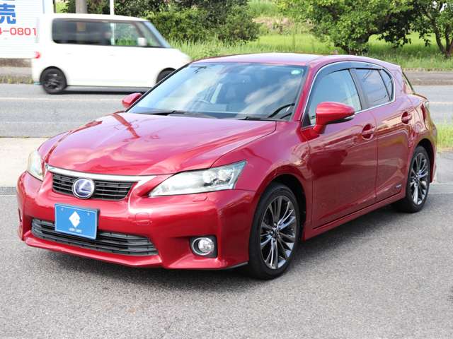 2011 Lexus CT – thumbnail 2