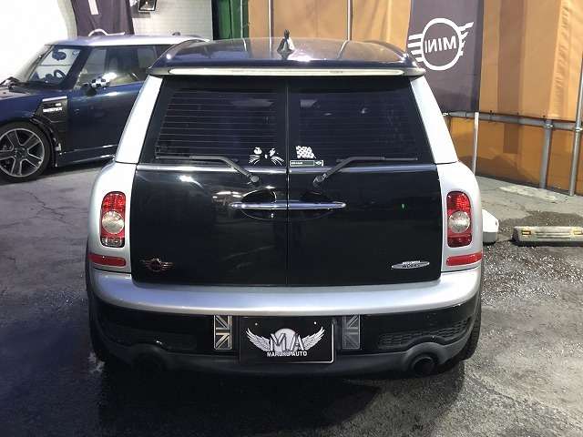 2009 MINI MINI Clubman – thumbnail 2