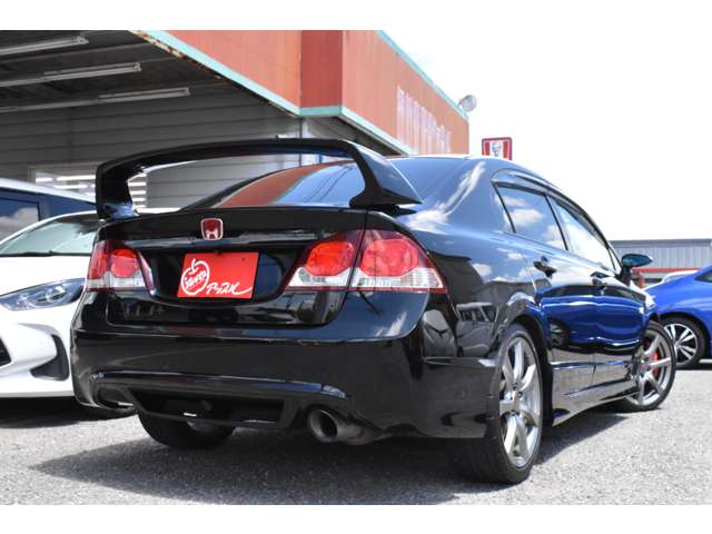 2010 Honda Civic Type R – thumbnail 2