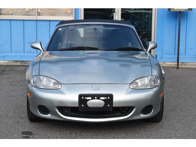 2003 Mazda Roadster – thumbnail 4