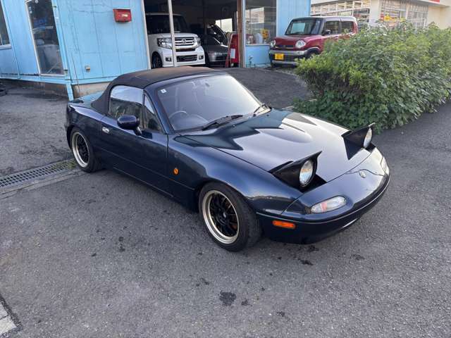 1997 Mazda Roadster – thumbnail 3