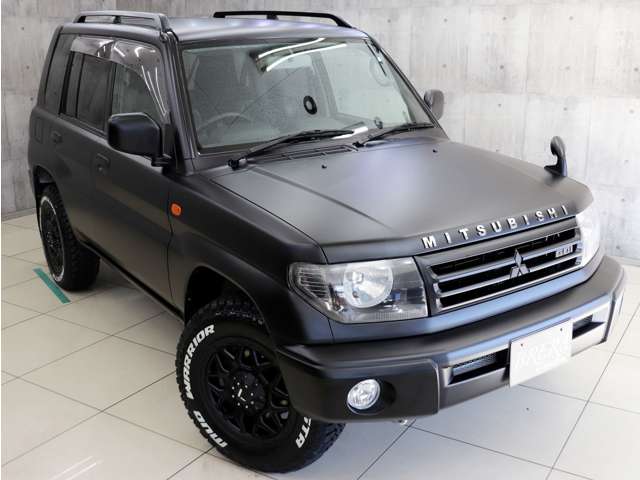 2004 Mitsubishi Pajero iO – thumbnail 4