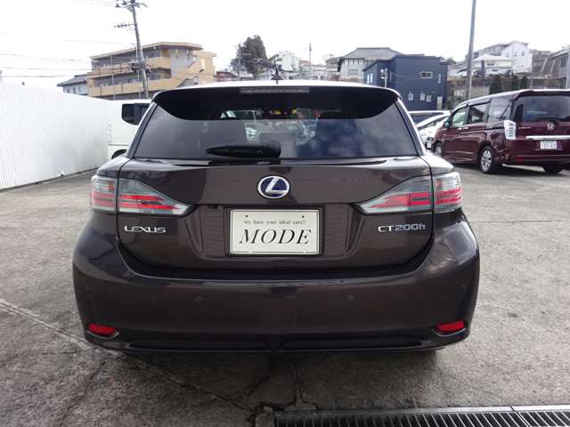 2011 Lexus CT – thumbnail 3