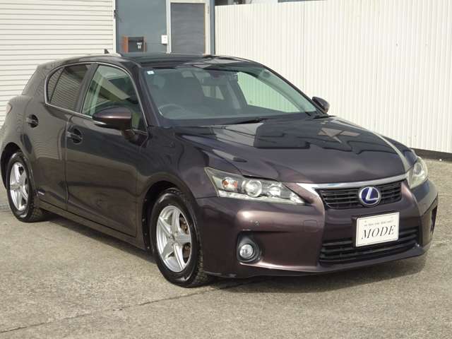2011 Lexus CT – thumbnail 4