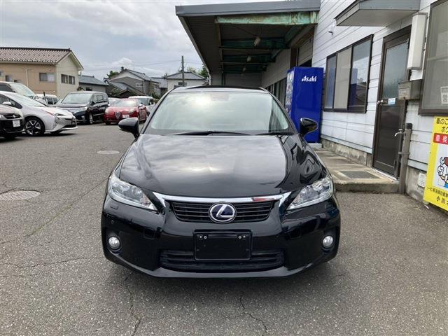 2011 Lexus CT – thumbnail 2