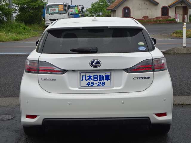 2011 Lexus CT – thumbnail 3