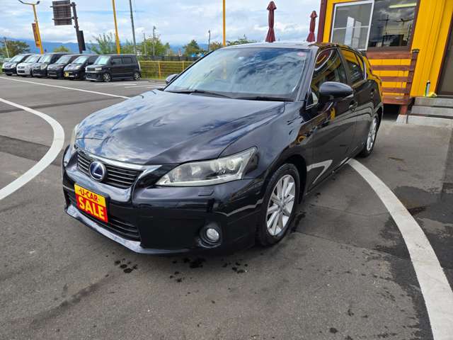 2011 Lexus CT – thumbnail 3