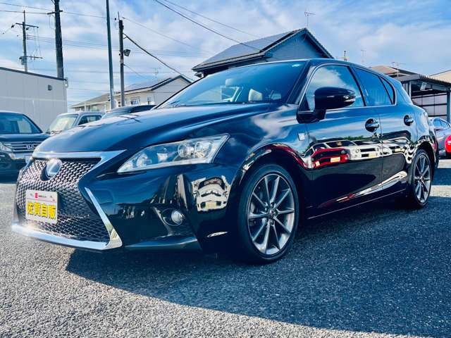 2011 Lexus CT – thumbnail 2