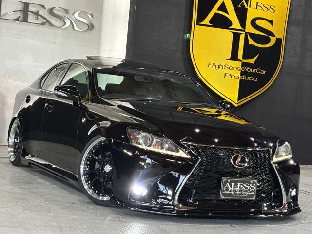 2011 Lexus IS – thumbnail 3