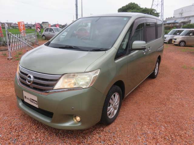 2011 Nissan Serena – thumbnail 3