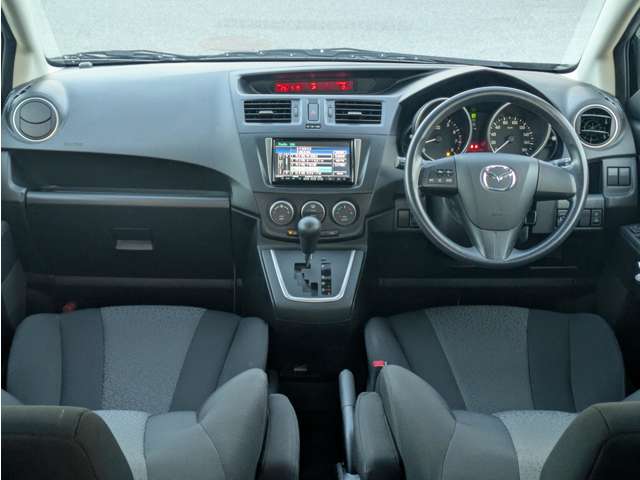 2011 Mazda Premacy – thumbnail 3