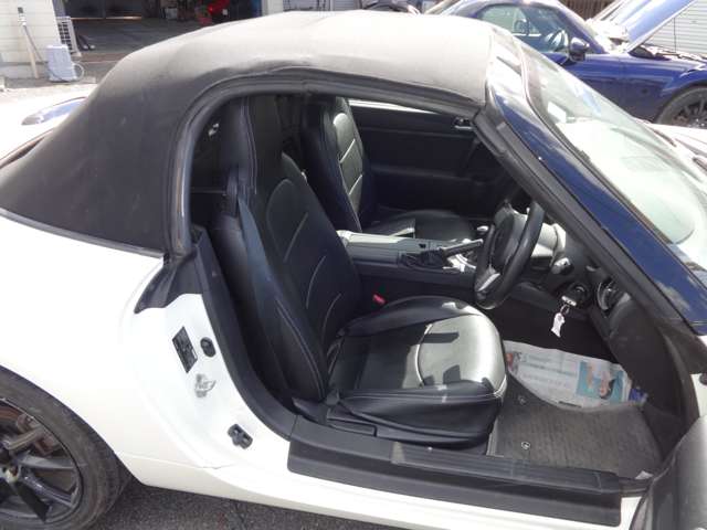 2006 Mazda Roadster – thumbnail 4