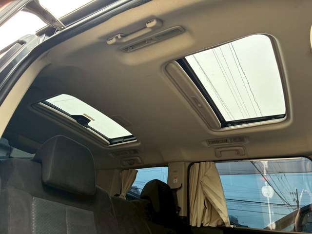 2007 Mitsubishi Delica D:5 – thumbnail 3