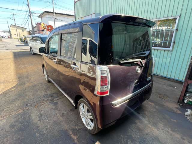 2011 Daihatsu Tanto Exe – thumbnail 3