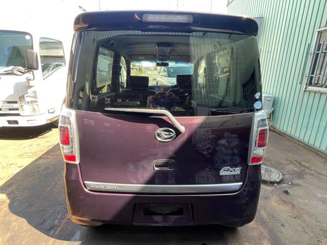 2011 Daihatsu Tanto Exe – thumbnail 4