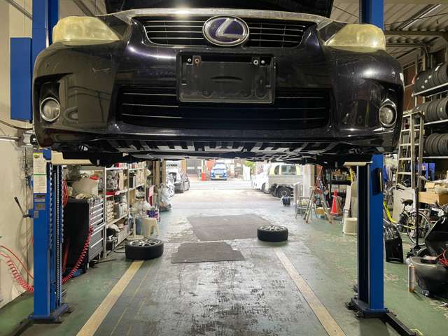 2011 Lexus CT – thumbnail 4