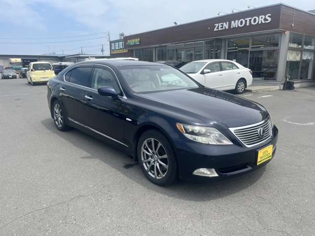 2007 Lexus LS Hybrid – thumbnail 3
