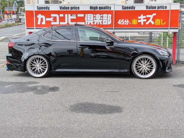 2011 Lexus IS – thumbnail 4