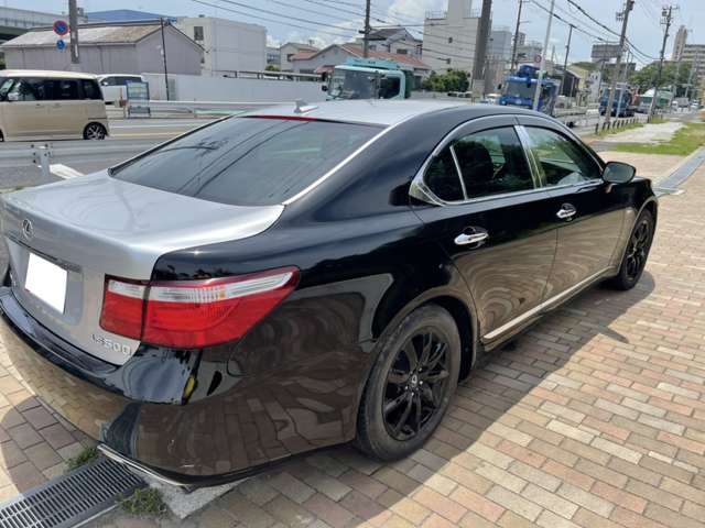 2006 Lexus LS – thumbnail 3