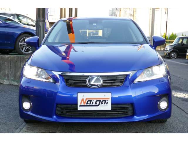 2011 Lexus CT – thumbnail 2