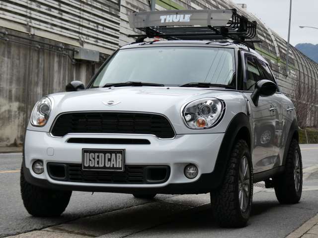 2011 MINI MINI Crossover – thumbnail 4