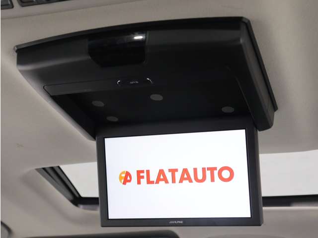 2011 Toyota Vellfire – thumbnail 3