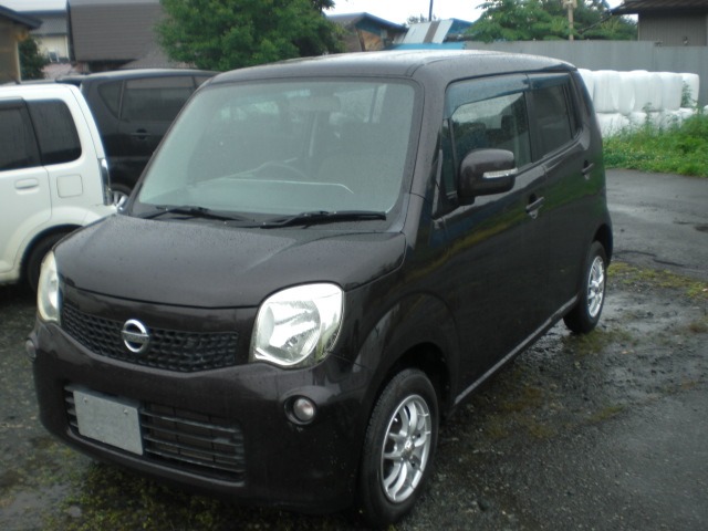 2011 Nissan Moco