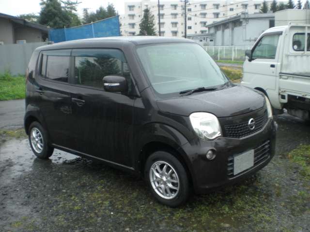 2011 Nissan Moco – thumbnail 2