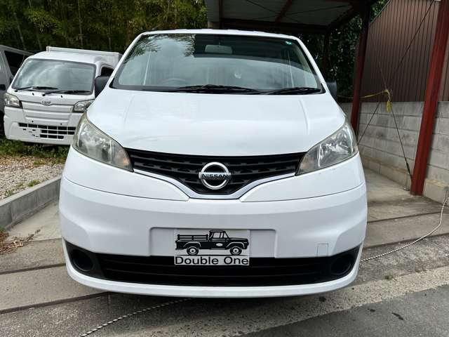 2011 Nissan NV200 Vanette – thumbnail 2